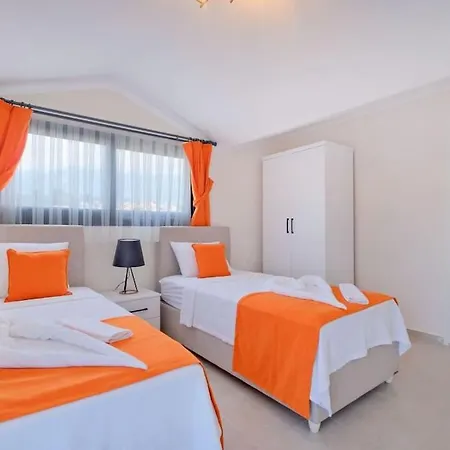 Hisaroenuende 4+1 Otel *
