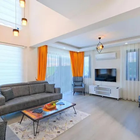 Hisaroenuende 4+1 Otel *